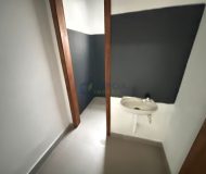 Loja com 150m² no bairro Passo da Areia em Porto Alegre