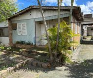 Terreno com 320m² no bairro São Sebastião em Porto Alegre