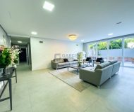Apartamento com 90m², 3 dormitórios, 1 suíte, 2 vagas no bairro Cristo Redentor em Porto Alegre