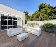 Apartamento com 90m², 3 dormitórios, 1 suíte, 2 vagas no bairro Cristo Redentor em Porto Alegre