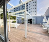 Apartamento com 90m², 3 dormitórios, 1 suíte, 2 vagas no bairro Cristo Redentor em Porto Alegre