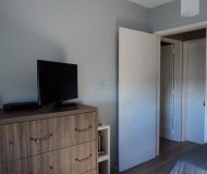 Apartamento com 156m², 3 dormitórios, 1 vaga no bairro Jardim Itu Sabará em Porto Alegre