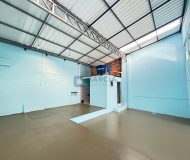 Depósito com 260m² no bairro Parque Santa Fé em Porto Alegre