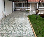Casa com 300m², 3 dormitórios, 2 vagas no bairro Sarandi em Porto Alegre