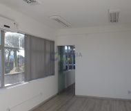 Sala Comercial com 70m² no bairro Navegantes em Porto Alegre