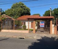 Casa com 150m², 2 dormitórios, 2 suítes, 5 vagas no bairro Sarandi em Porto Alegre