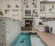 Casa com 198m², 3 dormitórios, 1 suíte, 3 vagas no bairro Jardim Itu em Porto Alegre