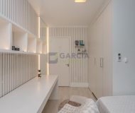 Casa com 198m², 3 dormitórios, 1 suíte, 3 vagas no bairro Jardim Itu em Porto Alegre