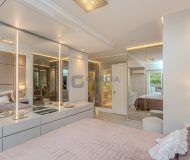 Casa com 198m², 3 dormitórios, 1 suíte, 3 vagas no bairro Jardim Itu em Porto Alegre