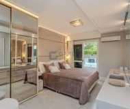 Casa com 198m², 3 dormitórios, 1 suíte, 3 vagas no bairro Jardim Itu em Porto Alegre