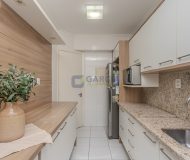 Casa com 198m², 3 dormitórios, 1 suíte, 3 vagas no bairro Jardim Itu em Porto Alegre