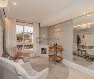 Casa com 198m², 3 dormitórios, 1 suíte, 3 vagas no bairro Jardim Itu em Porto Alegre