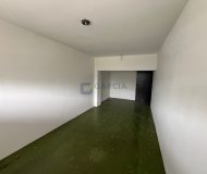 Sala Comercial com 200m², 2 vagas no bairro Sarandi em Porto Alegre