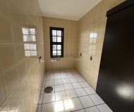 Sala Comercial com 200m², 2 vagas no bairro Sarandi em Porto Alegre