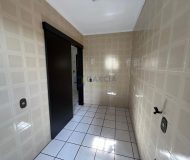 Sala Comercial com 200m², 2 vagas no bairro Sarandi em Porto Alegre