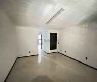 Sala Comercial com 200m², 2 vagas no bairro Sarandi em Porto Alegre