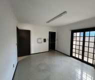 Sala Comercial com 200m², 2 vagas no bairro Sarandi em Porto Alegre