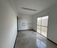 Sala Comercial com 200m², 2 vagas no bairro Sarandi em Porto Alegre