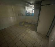 Depósito com 984m², 4 vagas no bairro Santa Maria Goretti em Porto Alegre