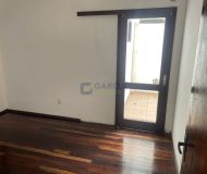 Prédio com 450m² no bairro Vila Jardim em Porto Alegre