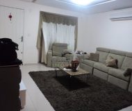 Casa com 286m², 4 dormitórios, 2 suítes, 2 vagas no bairro Santa Fé em Porto Alegre