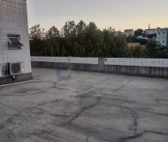 Prédio com 515m² no bairro Parque Santa Fé em Porto Alegre
