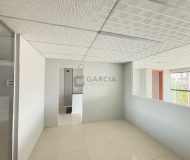 Loja com 285m² no bairro Sarandi em Porto Alegre