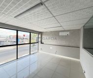 Loja com 285m² no bairro Sarandi em Porto Alegre