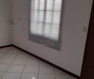 Casa com 167m², 2 dormitórios, 1 suíte, 2 vagas no bairro Sarandi em Porto Alegre