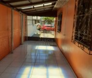 Casa com 167m², 2 dormitórios, 1 suíte, 2 vagas no bairro Sarandi em Porto Alegre