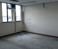 Prédio com 4.382m², 99 vagas no bairro Floresta em Porto Alegre