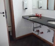 Prédio com 4.382m², 99 vagas no bairro Floresta em Porto Alegre