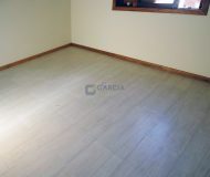 Casa com 152m², 3 dormitórios, 1 suíte, 2 vagas no bairro Parque Santa Fé em Porto Alegre