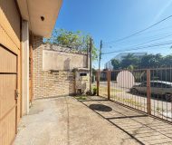 Depósito com 250m² no bairro Jardim Floresta em Porto Alegre