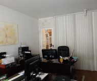 Casa com 253m², 5 dormitórios, 2 suítes, 2 vagas no bairro Sarandi em Porto Alegre