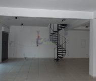 Loja com 170m² no bairro Navegantes em Porto Alegre