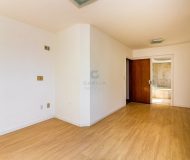 Cobertura com 285m², 4 dormitórios, 2 suítes, 3 vagas no bairro Jardim Lindóia em Porto Alegre