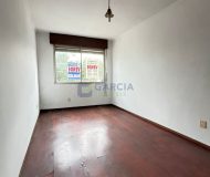 Apartamento com 44m², 1 dormitório no bairro Passo da Areia em Porto Alegre