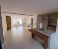Casa com 180m², 3 dormitórios, 3 suítes no bairro Jardim Itu em Porto Alegre