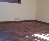 Casa com 250m², 4 dormitórios, 1 vaga no bairro Sarandi em Porto Alegre