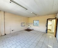 Depósito com 200m², 2 vagas no bairro Sarandi em Porto Alegre