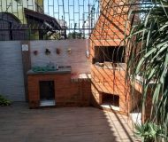 Casa com 254m², 2 dormitórios, 1 suíte, 5 vagas no bairro Sarandi em Porto Alegre