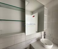 Apartamento com 62m², 2 dormitórios, 1 suíte, 1 vaga no bairro São Sebastião em Porto Alegre