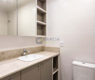 Apartamento com 76m², 3 dormitórios, 1 suíte, 2 vagas no bairro Vila Ipiranga em Porto Alegre