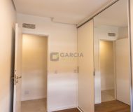 Apartamento com 76m², 3 dormitórios, 1 suíte, 2 vagas no bairro Vila Ipiranga em Porto Alegre