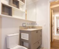 Apartamento com 76m², 3 dormitórios, 1 suíte, 2 vagas no bairro Vila Ipiranga em Porto Alegre