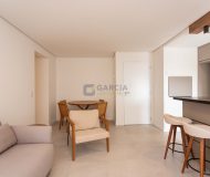 Apartamento com 76m², 3 dormitórios, 1 suíte, 2 vagas no bairro Vila Ipiranga em Porto Alegre