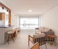 Apartamento com 76m², 3 dormitórios, 1 suíte, 2 vagas no bairro Vila Ipiranga em Porto Alegre