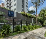 Apartamento com 112m², 3 dormitórios, 1 suíte, 2 vagas no bairro Auxiliadora em Porto Alegre