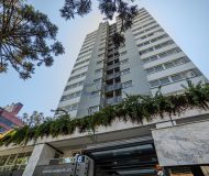 Apartamento com 112m², 3 dormitórios, 1 suíte, 2 vagas no bairro Auxiliadora em Porto Alegre